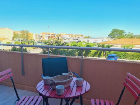 Appartement 2P cabine, 6 couchages, climatisé, piscine, à 150m de la plage et 500m des commerces - FR-1-249-141